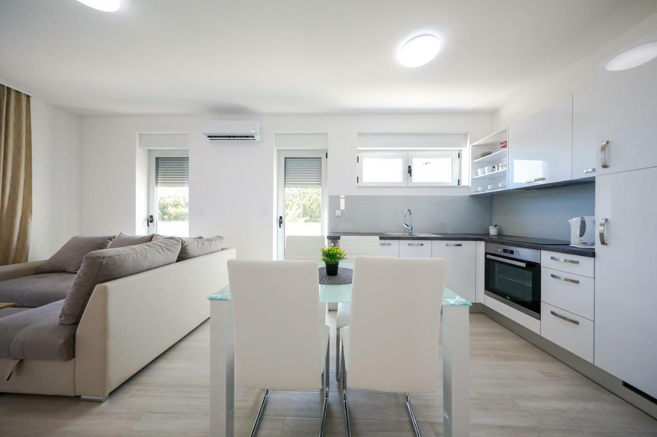 Sandy Beach Apartman